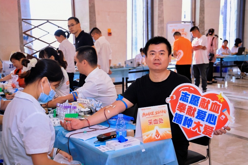 平安产险泉州中心支公司：热血传万里，平安汇大爱 (3).jpg