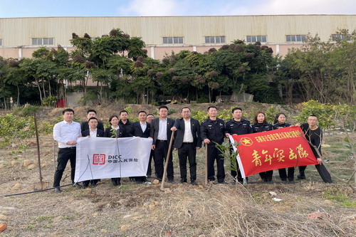调整大小2022.3.7晋江石狮：联合石狮交警开展植树节活动 (1).jpg