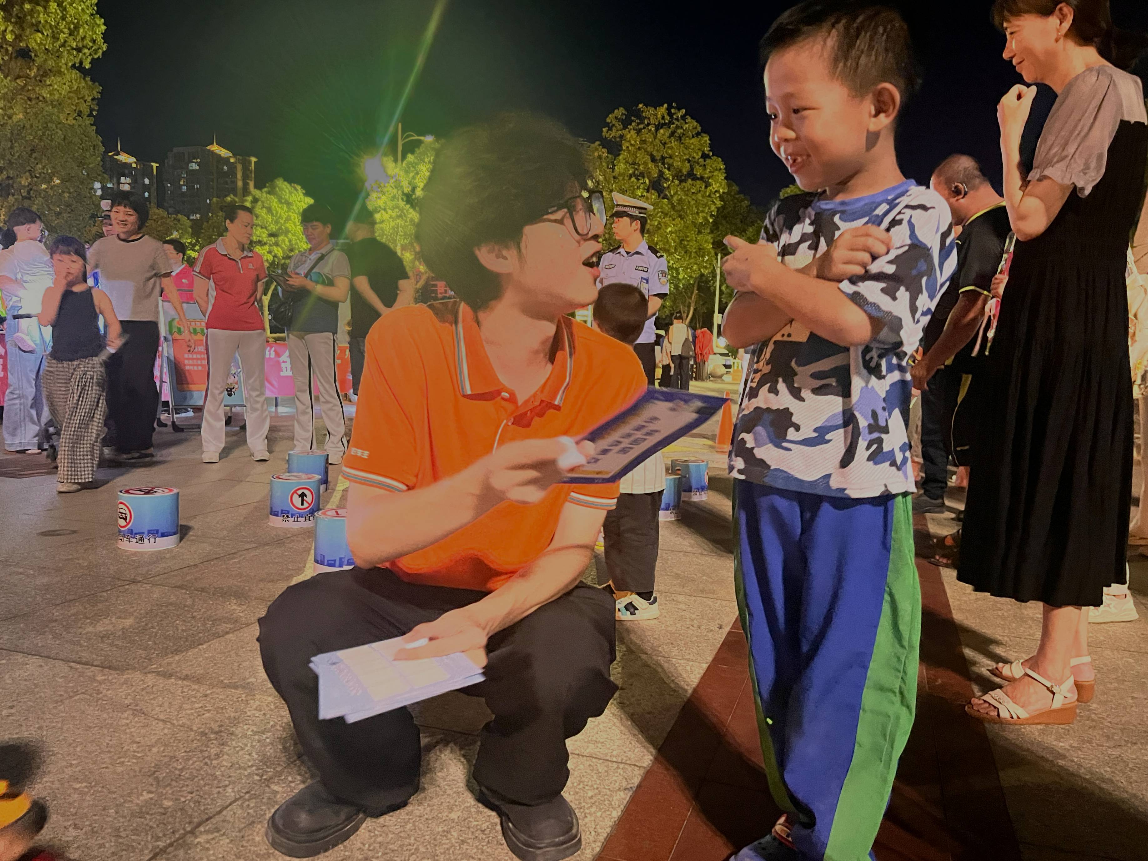 平安产险宁德中心支公司：七夕之夜 平安相伴3.jpg