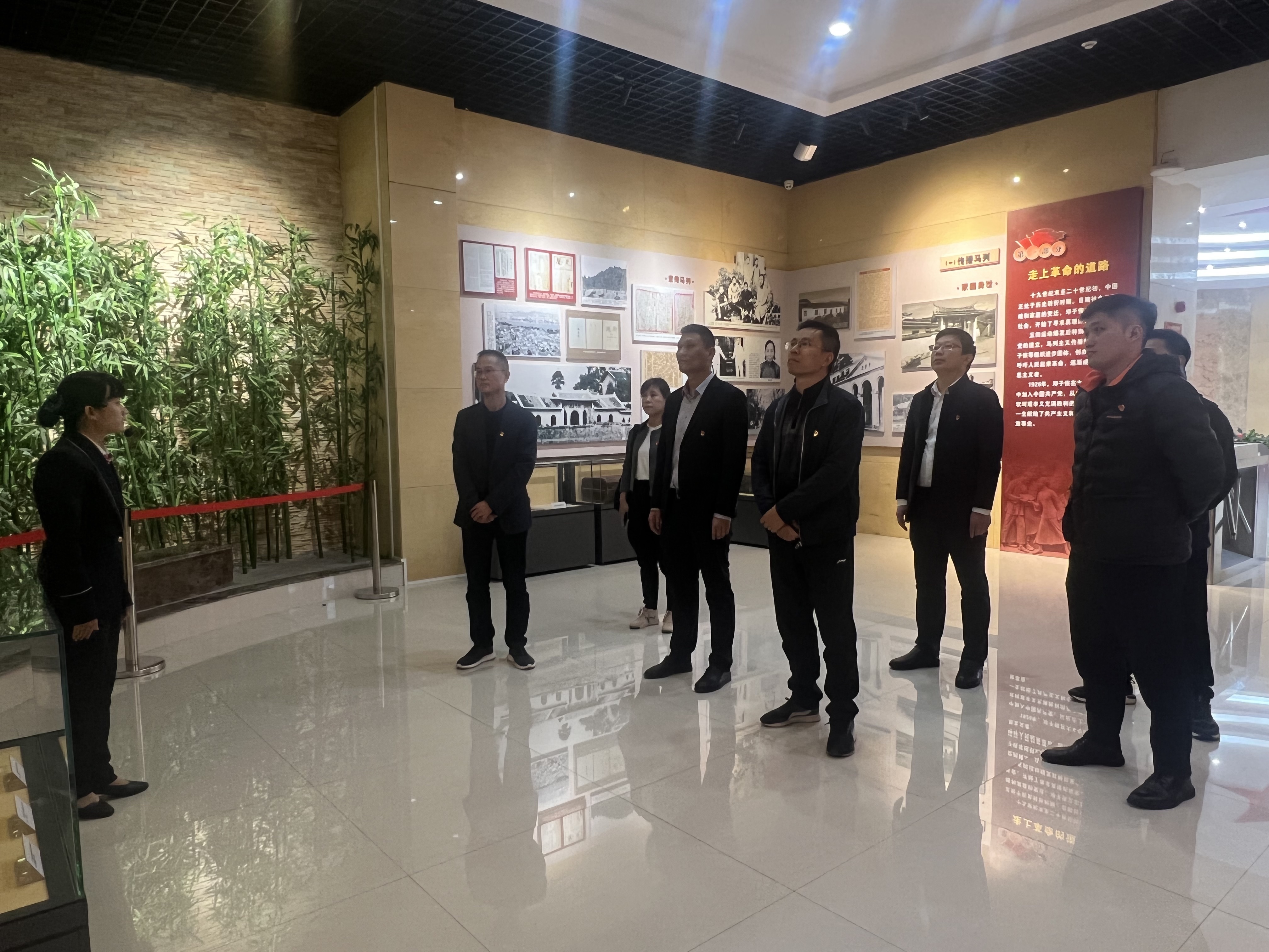 平安产险龙岩中心支公司：赓续血脉强党性 党建共建谱新篇.png