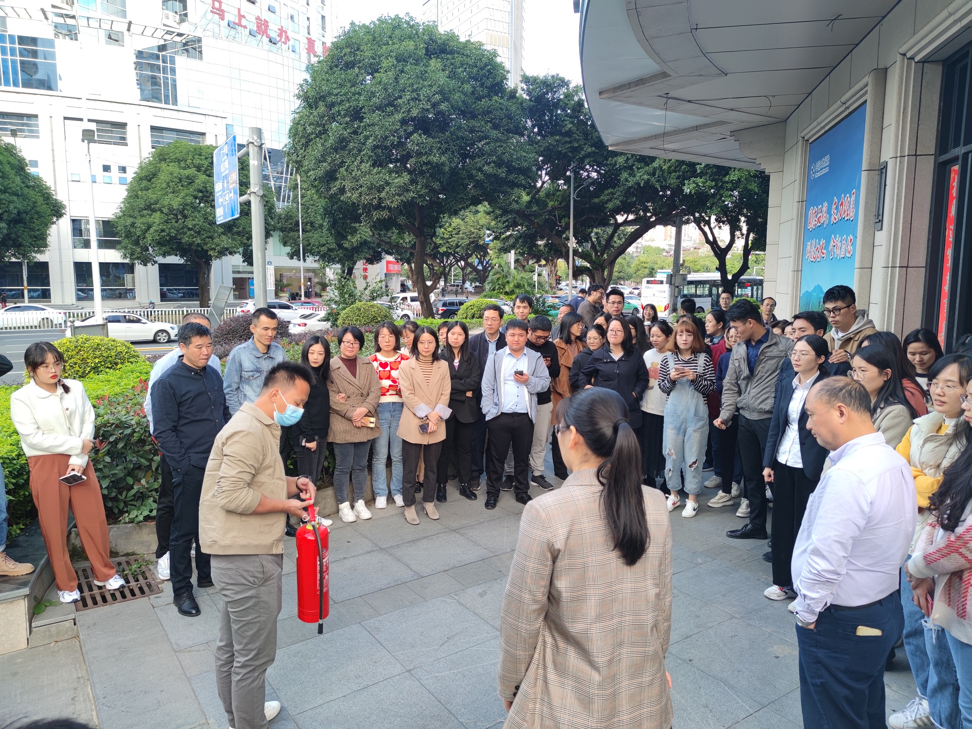 消防演练.jpg