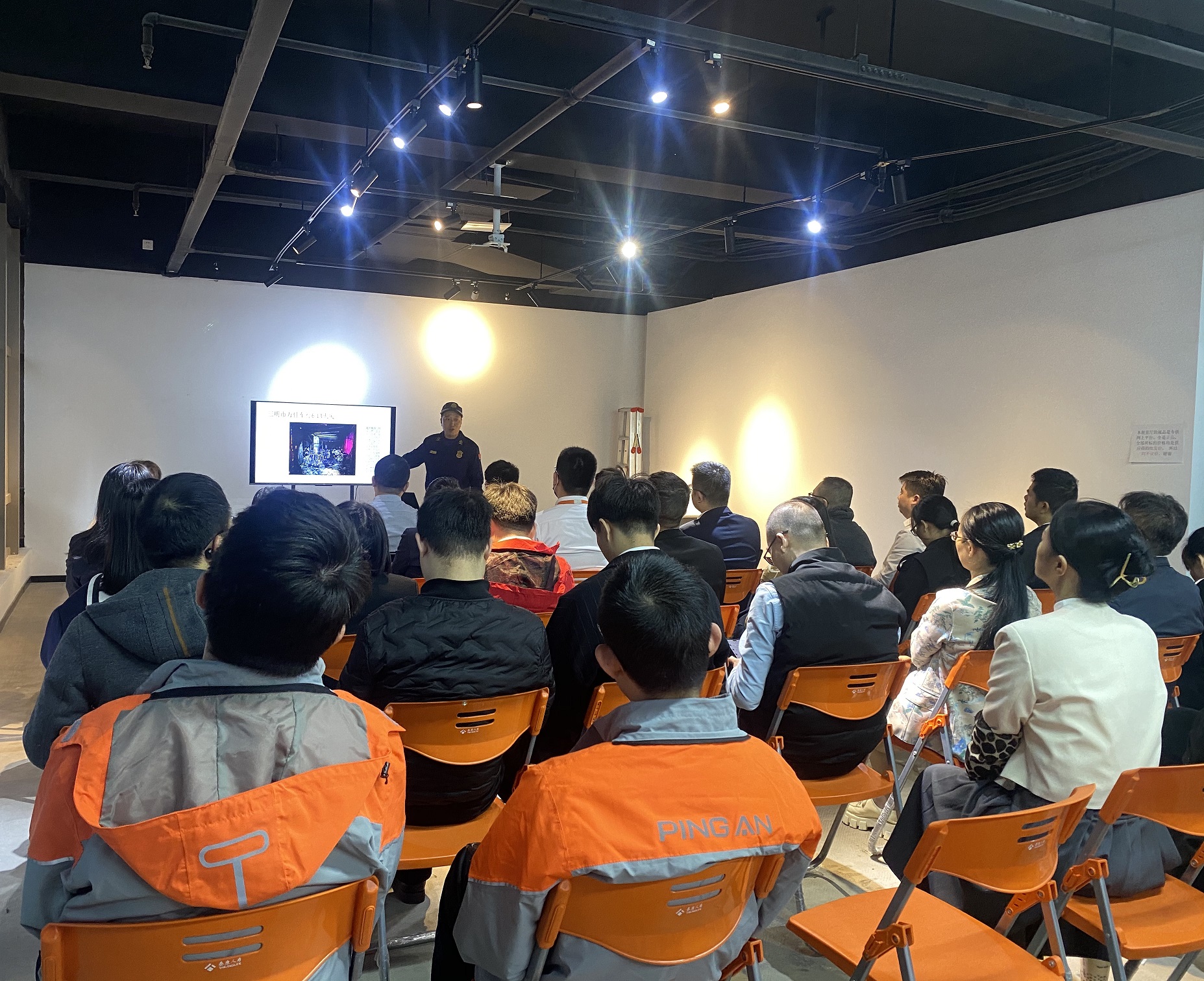 平安产险三明中支：开展消防培训 增强员工消防安全意识1.jpg