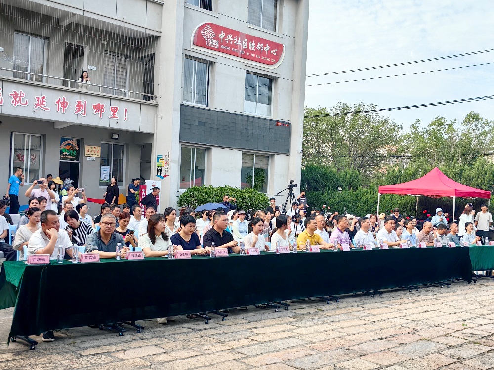 中国人寿东山县支公司:好家风·健康行1.jpg