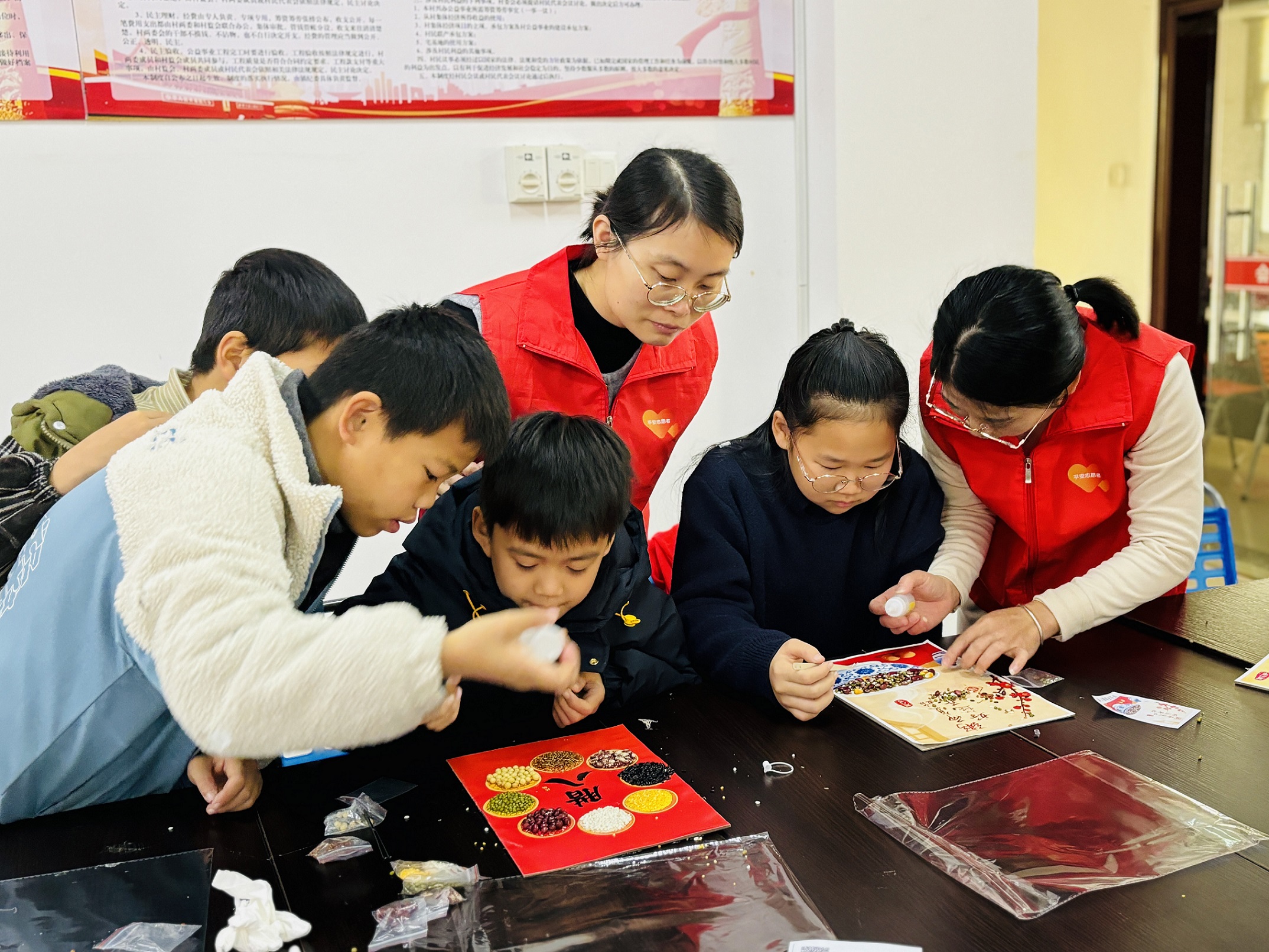 五谷里的年味 平安里的守护2.jpg