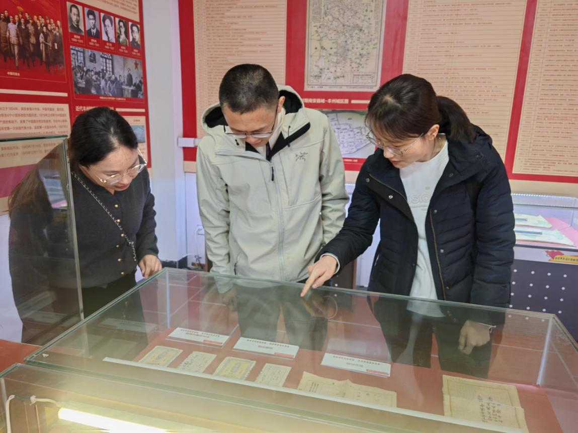2026.3.7江南:追寻红色记忆 汲取奋进力量 (1).png