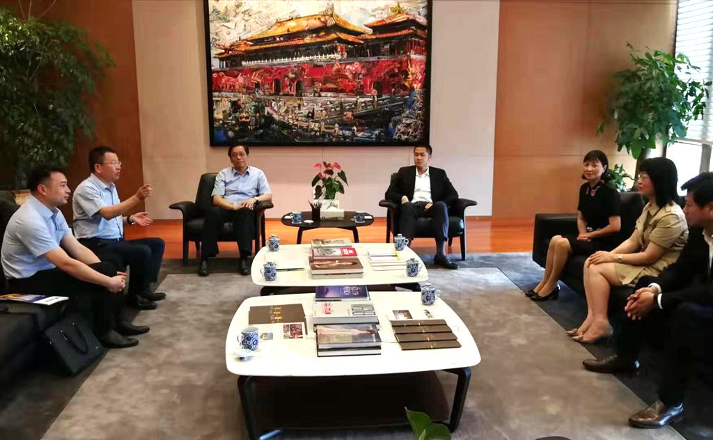 海峡保险领导拜访融侨集团领导.jpg