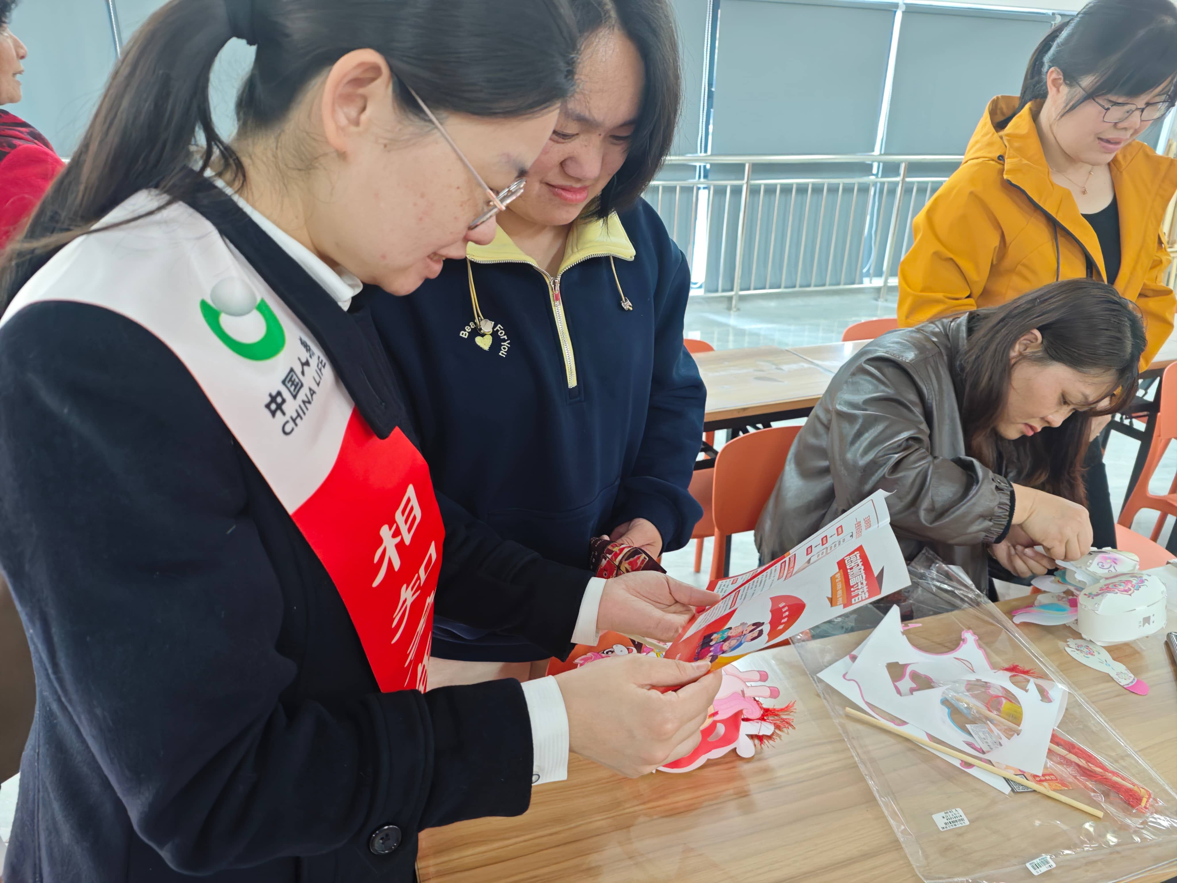 安溪国寿寿险：花灯映照，&ldquo;3&middot;15&rdquo; 金融宣教入人心2026.3.4(1).JPG